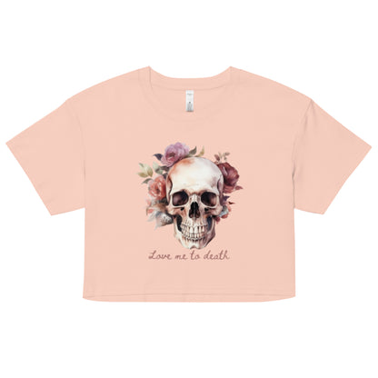 Love Me To Death crop top tee